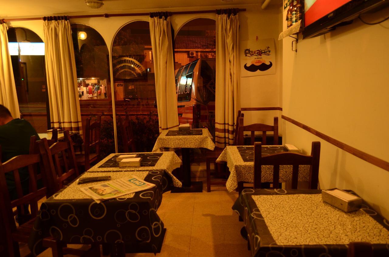 Hotel Residencial Don Marcos Parana Bagian luar foto