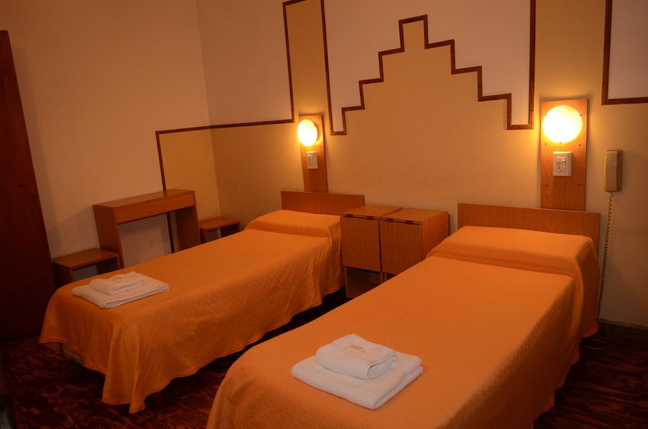 Hotel Residencial Don Marcos Parana Bagian luar foto