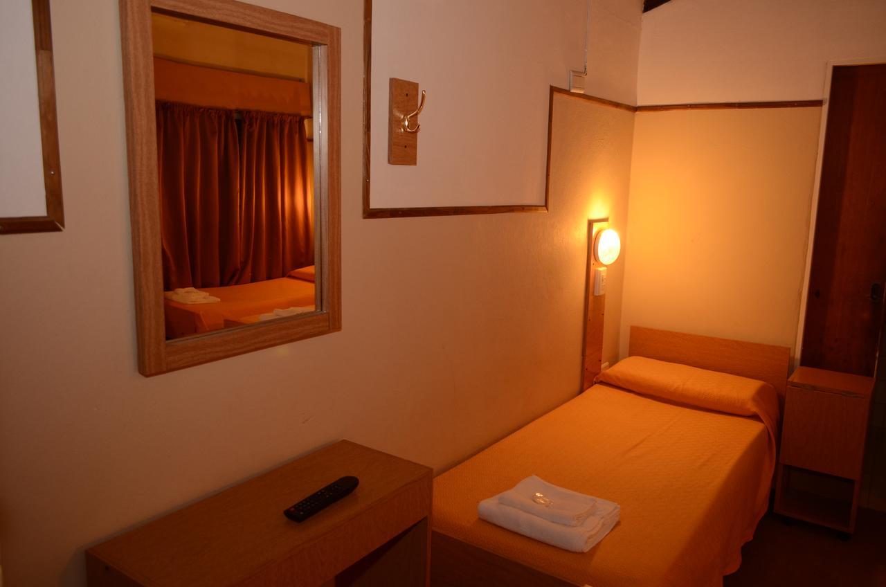 Hotel Residencial Don Marcos Parana Bagian luar foto